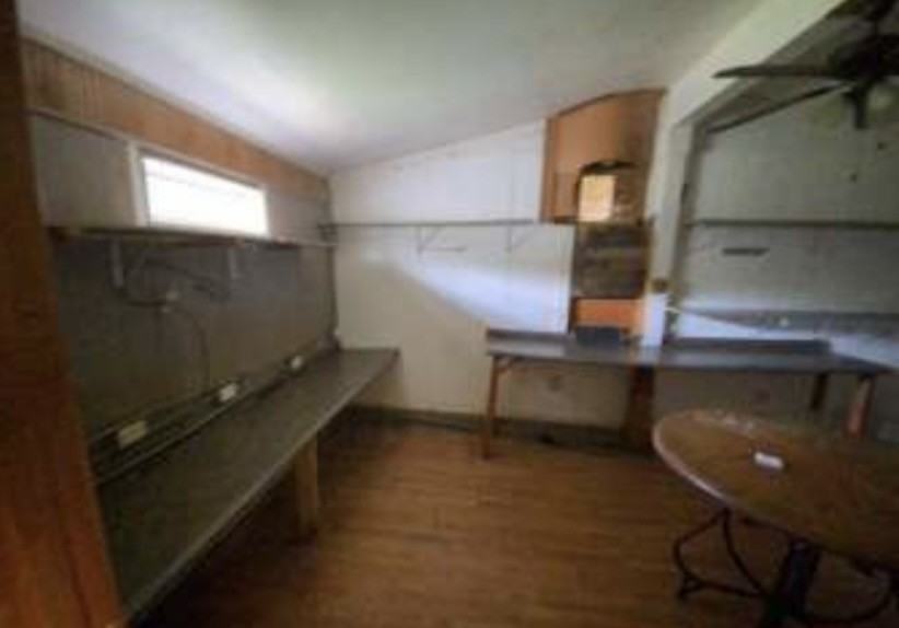 2184 Chattering Ln - Photo 7 of 9