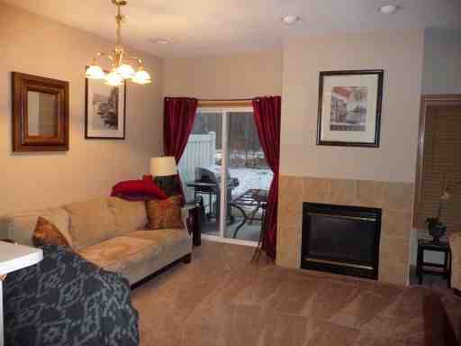 1358 Preston Ln - Photo 3 of 19