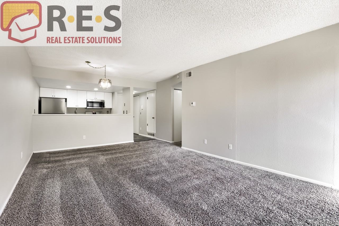 471 S Kalispell Way #206 - Photo 6 of 17