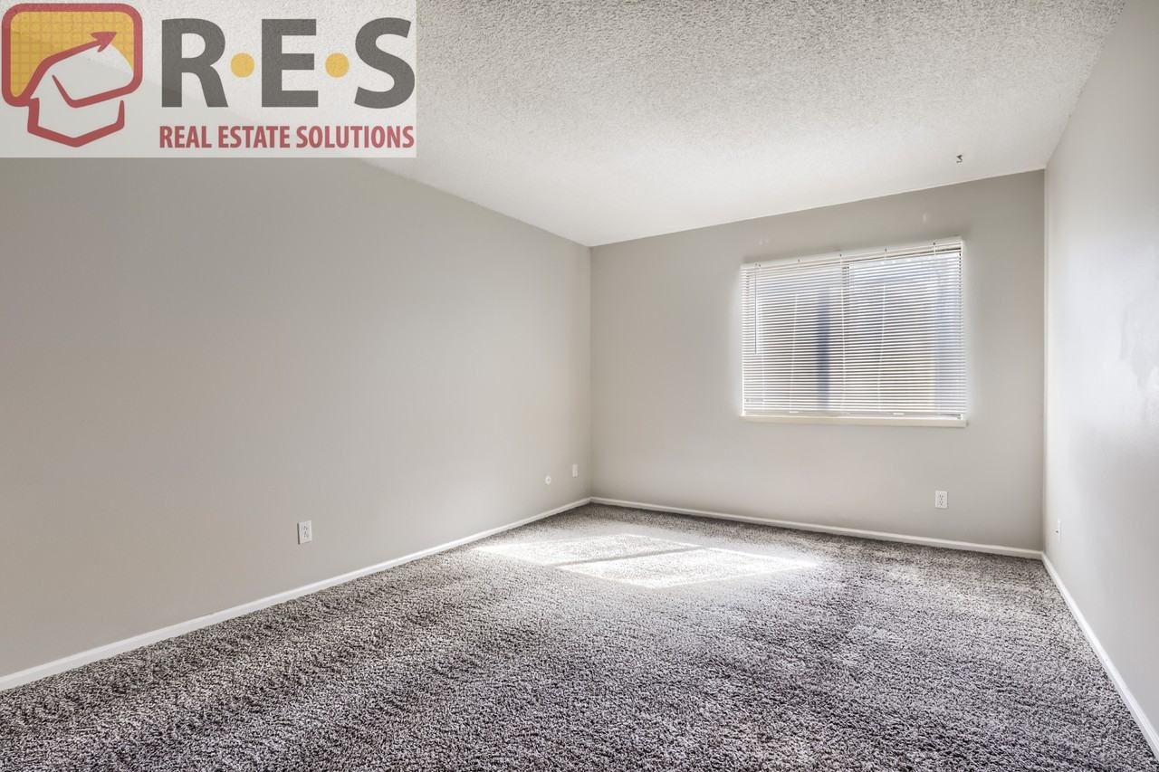 471 S Kalispell Way #206 - Photo 7 of 17