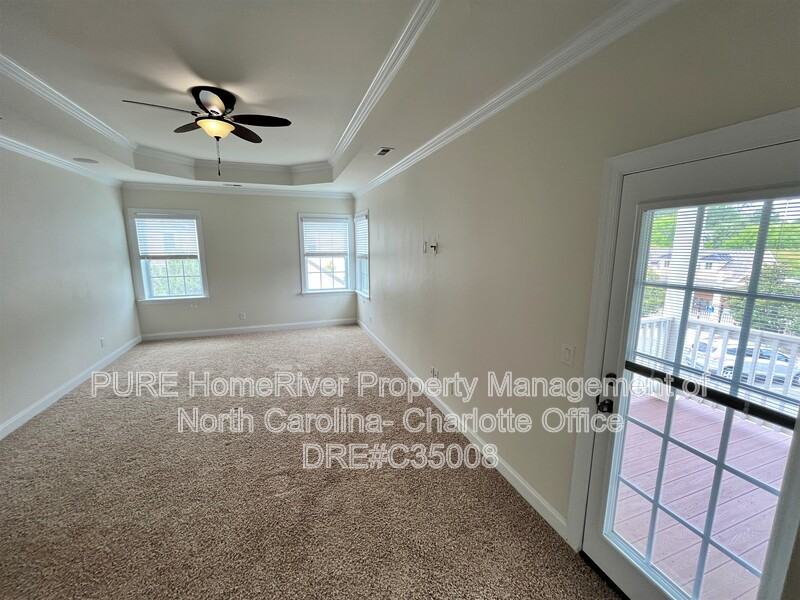 10330 Royal Winchester Dr - Photo 2 of 15