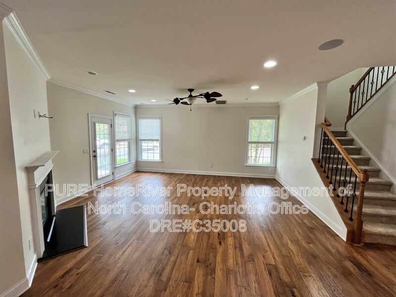 10330 Royal Winchester Dr - Photo 7 of 15