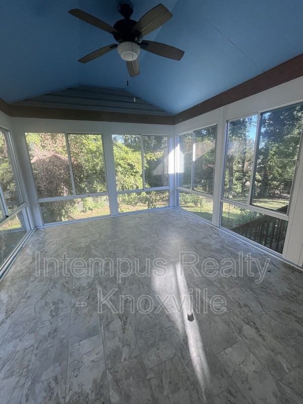 10917 Sonja Dr - Photo 4 of 8