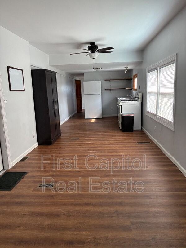 11 Pennsylvania Ave - Photo 5 of 14
