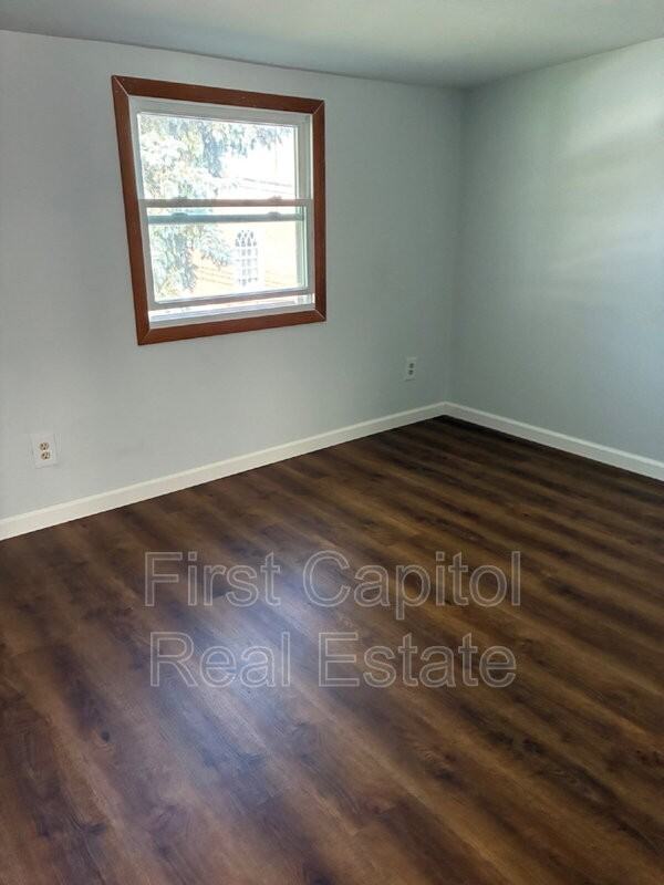 11 Pennsylvania Ave - Photo 7 of 14