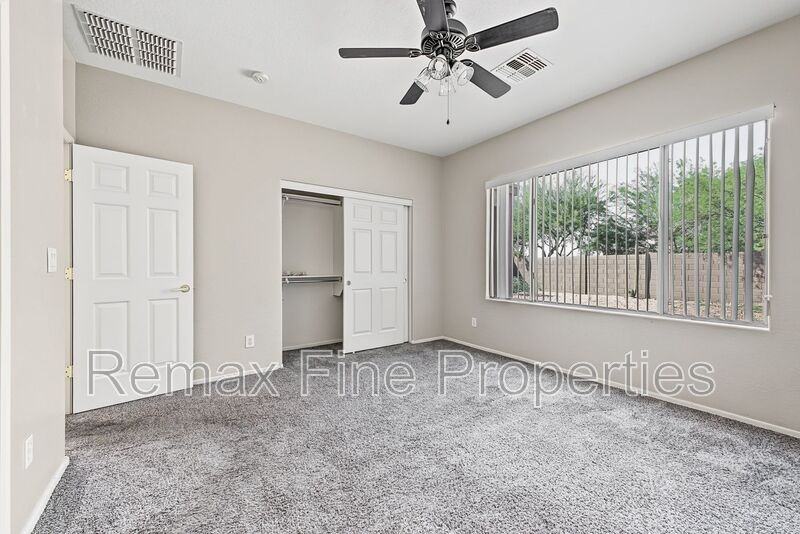 39516 N Hillerman Way - Photo 2 of 31