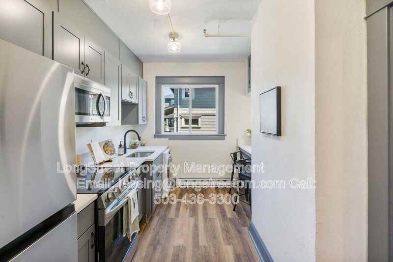 804 Se Cesar Estrada Chavez Blvd #23 - Photo 7 of 36