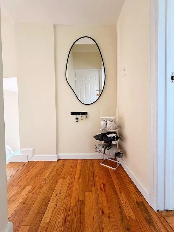 440 Jersey Ave #302 - Photo 4 of 10