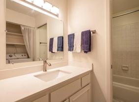555 Seaver Dr - Photo 1 of 1
