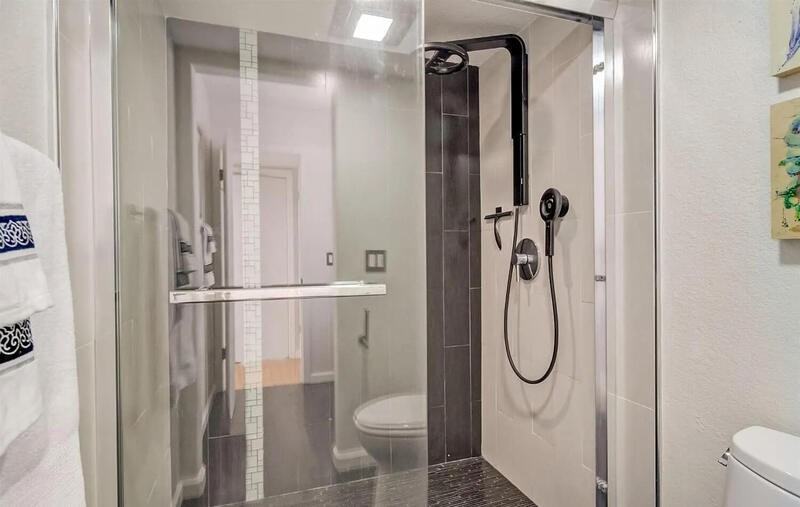 1021 San Luis Cir #613 - Photo 6 of 10