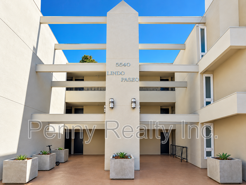 5540 Lindo Paseo #3 - Photo 6 of 27