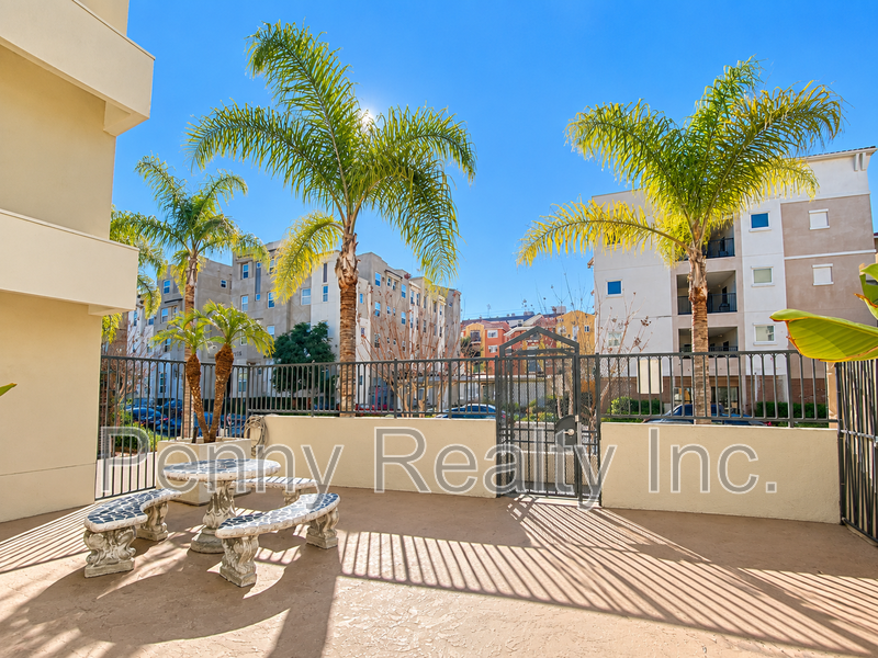 5540 Lindo Paseo #3 - Photo 7 of 27