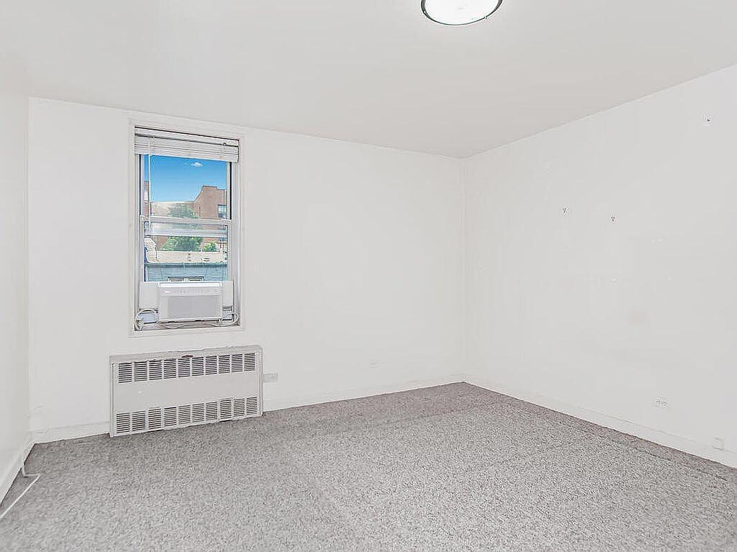 1425 Thieriot Ave #2J - Photo 6 of 12