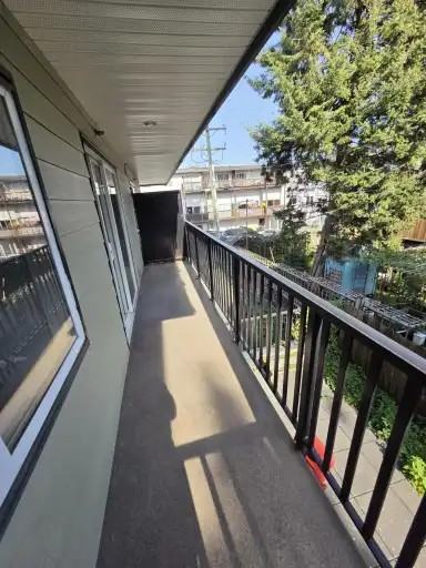 2131 Pandora St #210 - Photo 7 of 12