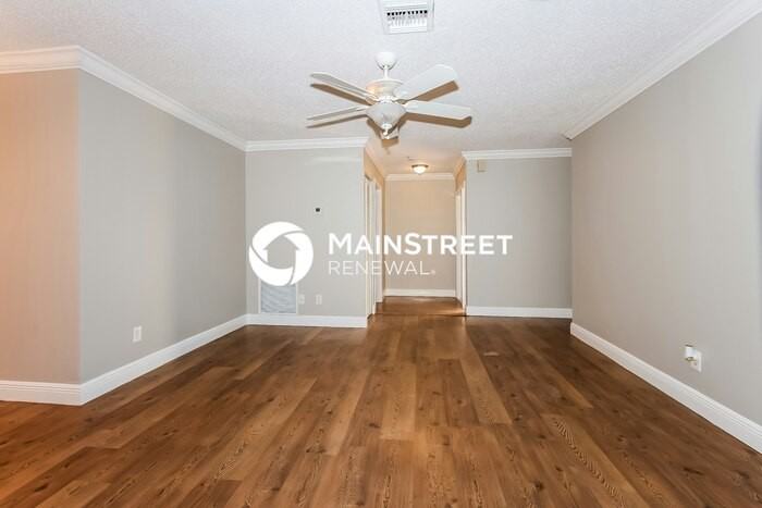 1105 Sonata Way - Photo 4 of 15