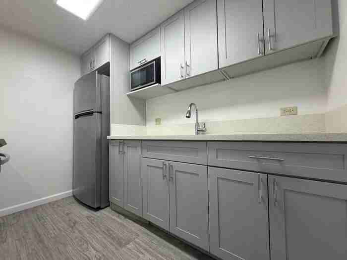825 Coolidge St - Photo 2 of 5