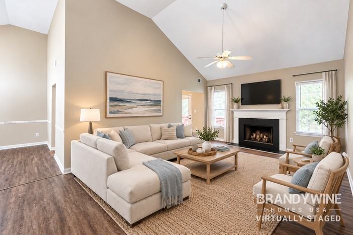 1303 Birch Ct - Photo 3 of 24