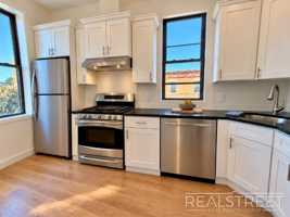 featured image of 6049 69th Ave #3