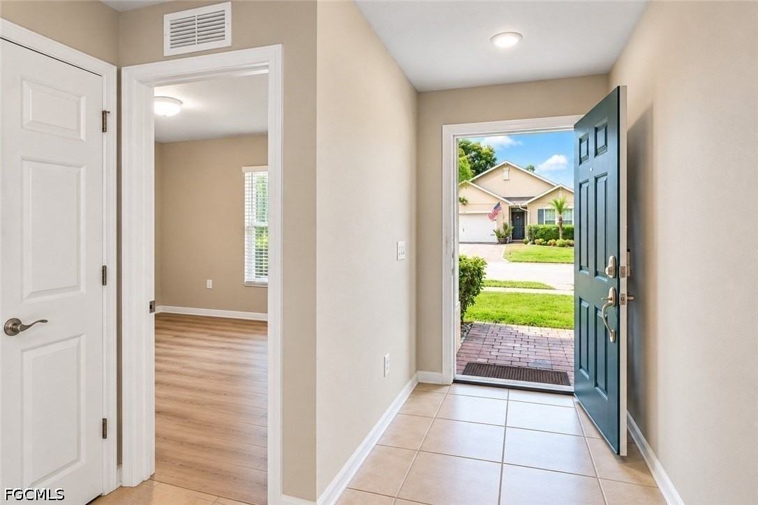 10545 Crossback Ln - Photo 5 of 50