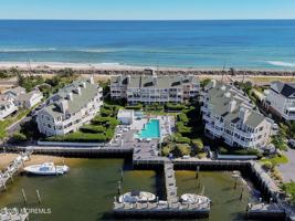 featured image of 13 Grand Pointe Way