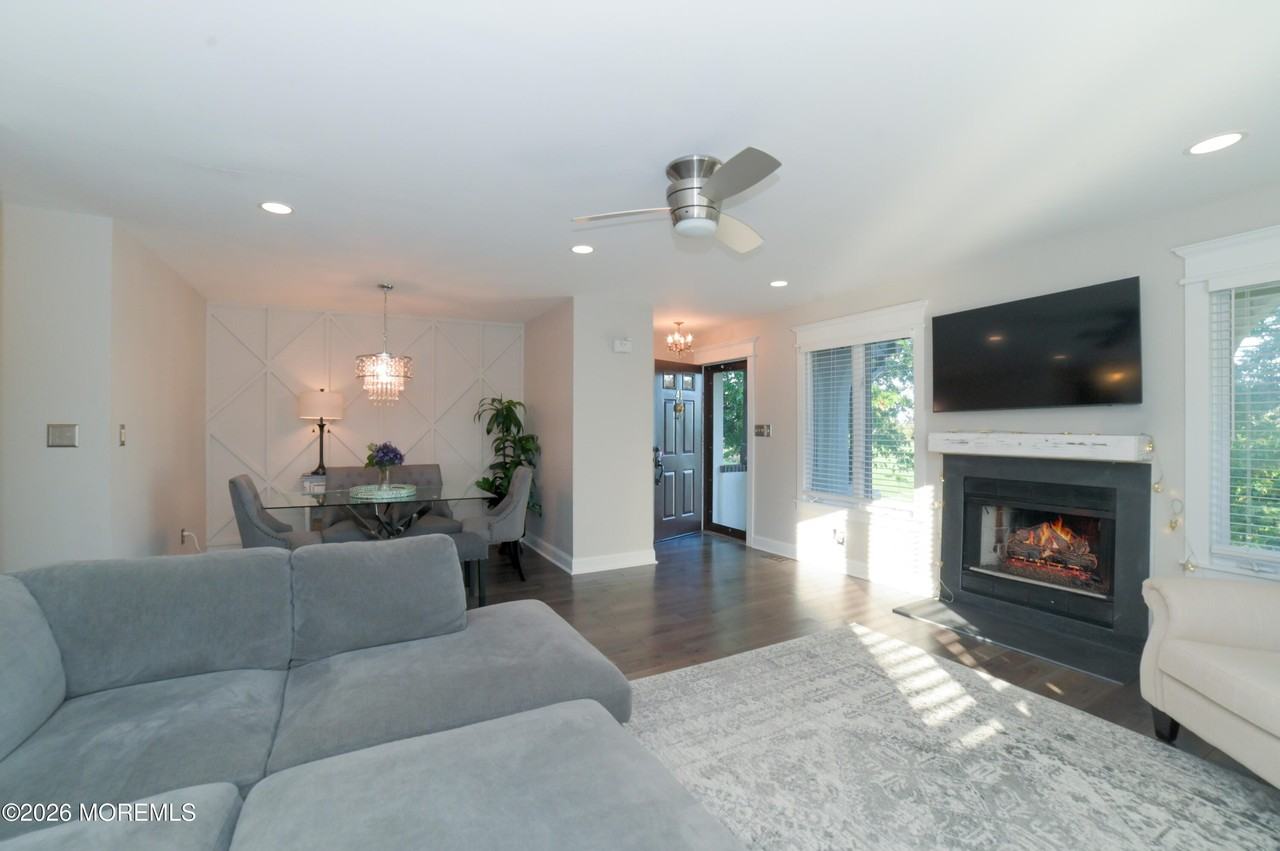 41 Tower Hill Dr - Photo 7 of 30
