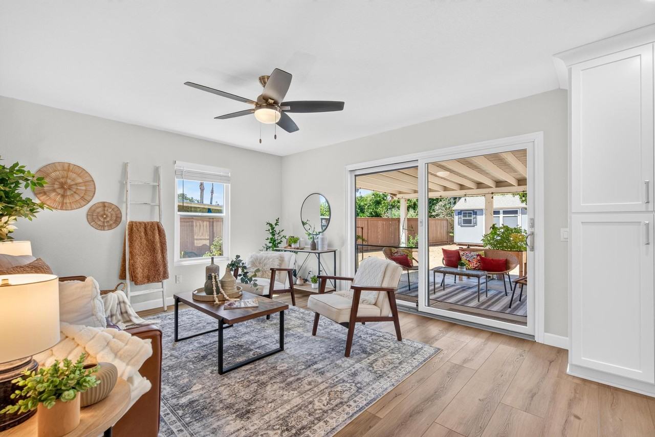920 Merlin Ct #1 - Photo 5 of 16