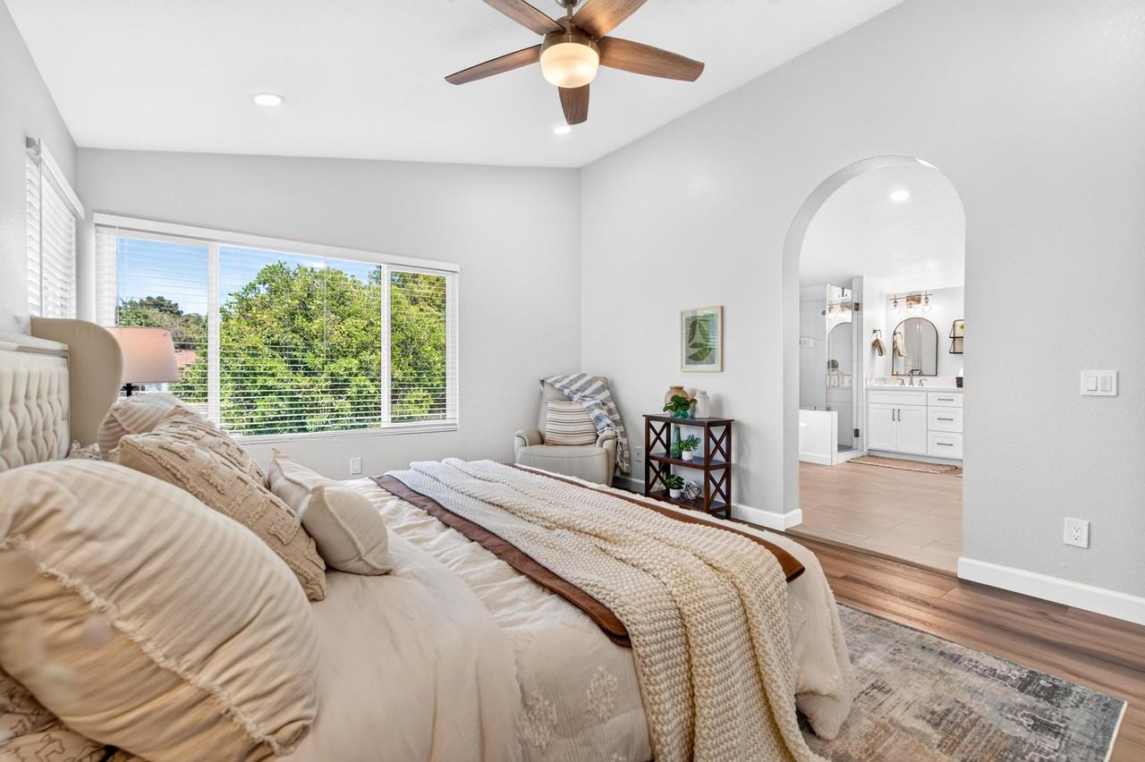 920 Merlin Ct #1 - Photo 7 of 16