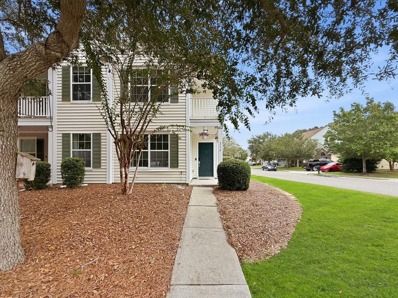 212 Station Mill Blvd - Photo 3 of 11