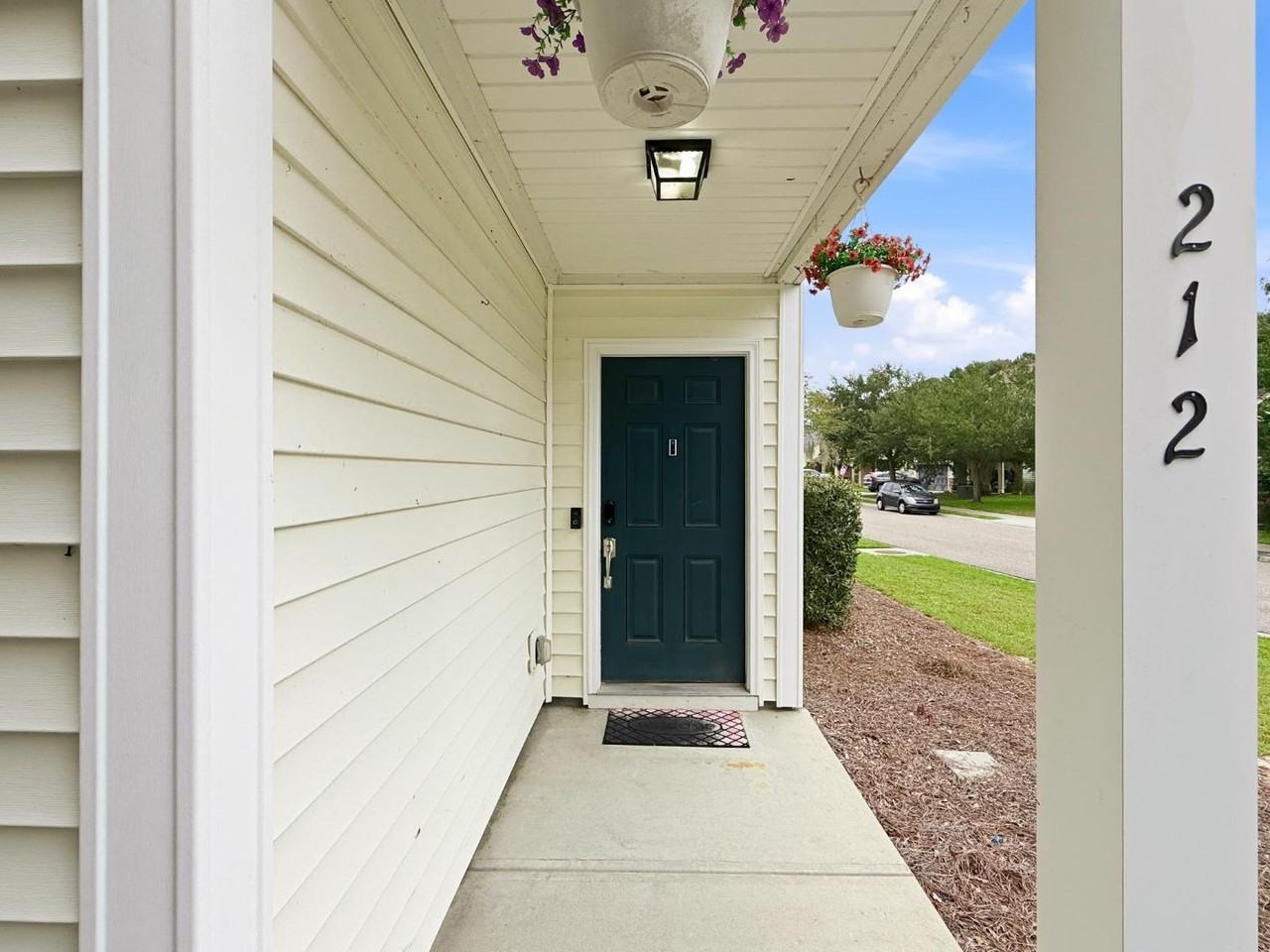 212 Station Mill Blvd - Photo 4 of 11