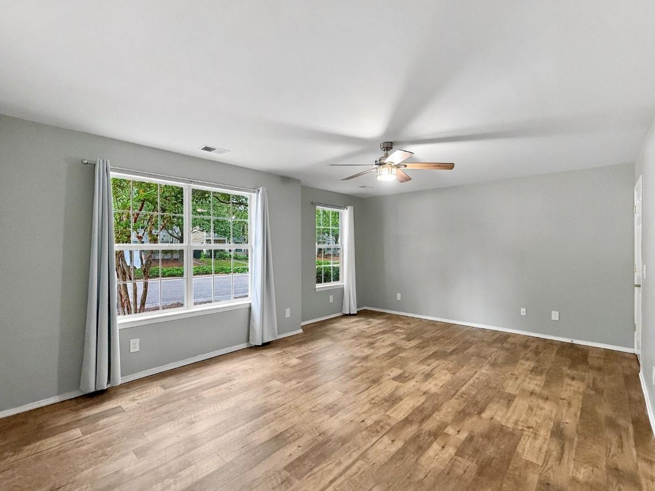 212 Station Mill Blvd - Photo 7 of 11