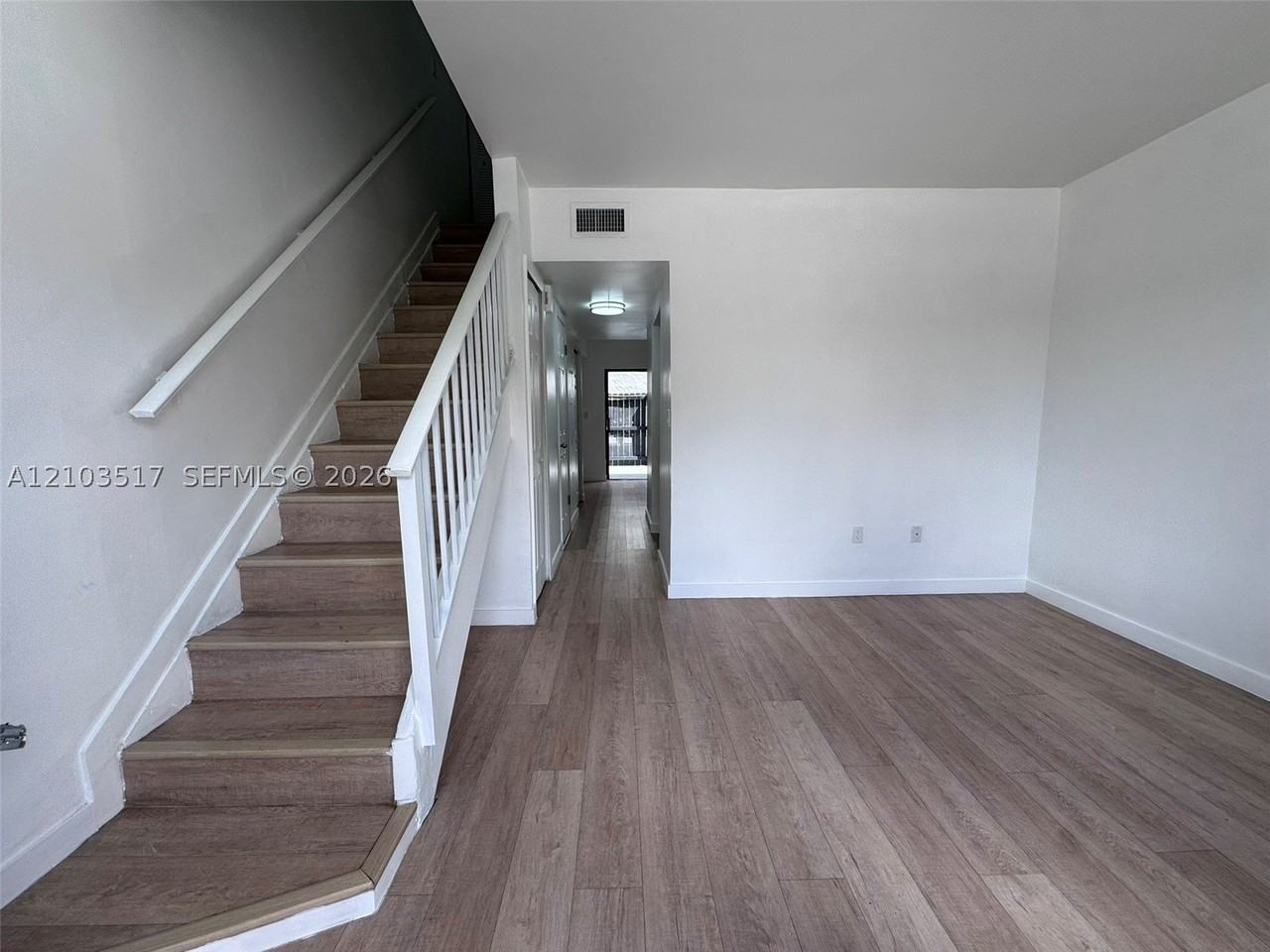 324 W 74th Pl #6 - Photo 2 of 18