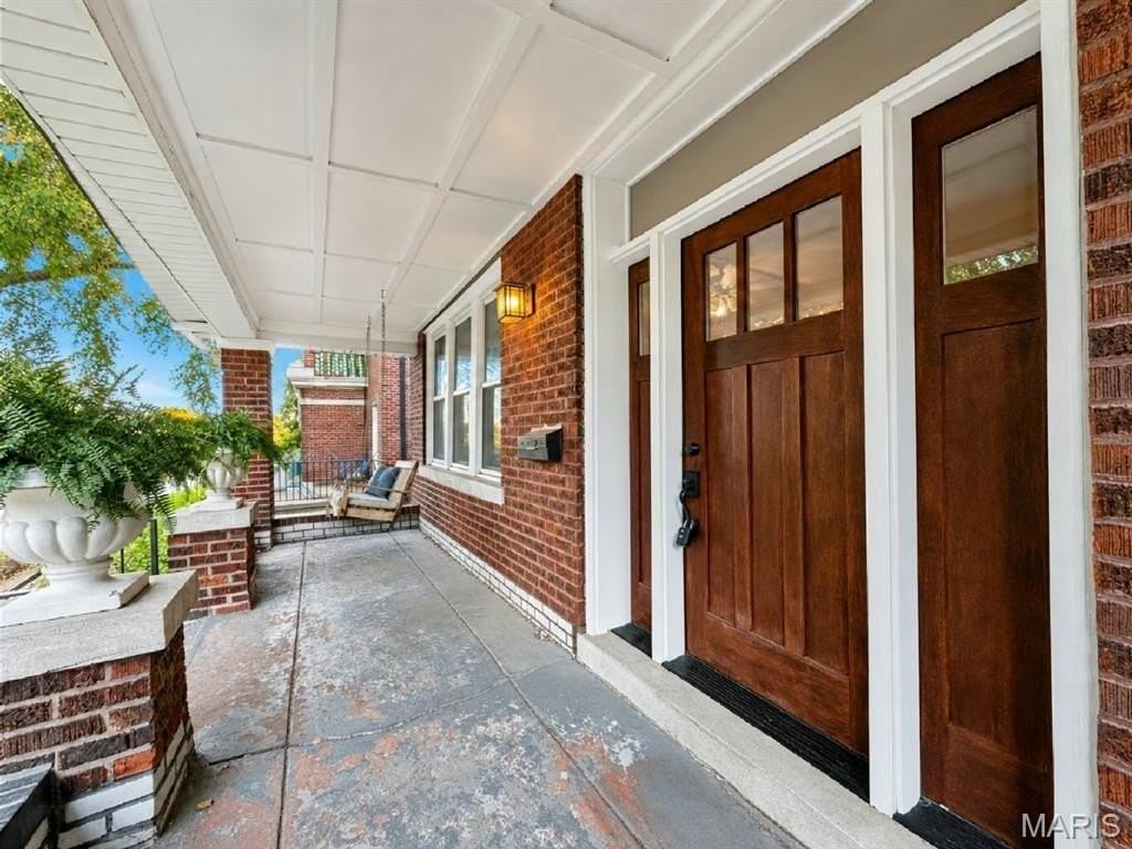 4912 Sutherland Ave - Photo 4 of 40