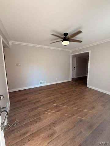 10123 Saint Katherine Ln - Photo 2 of 27