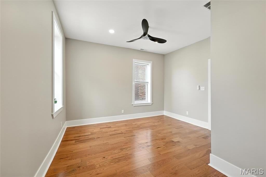 4363 Gibson Ave #1F - Photo 7 of 10