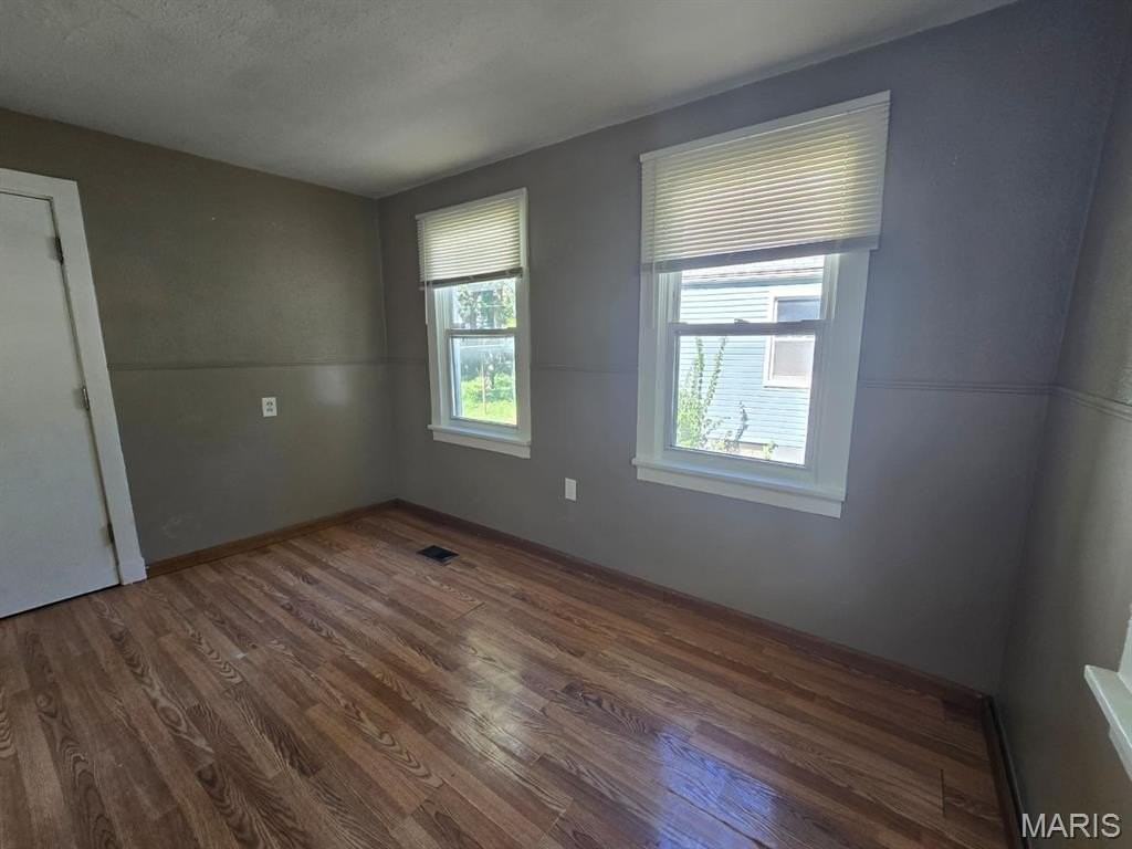 7008 Paisley Dr - Photo 5 of 22