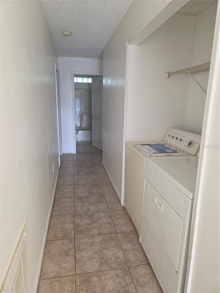 1159 Fremont Park Ave - Photo 4 of 19