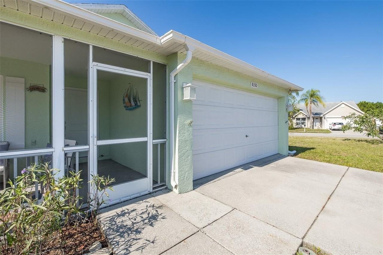 8330 Goldome Dr - Photo 6 of 31