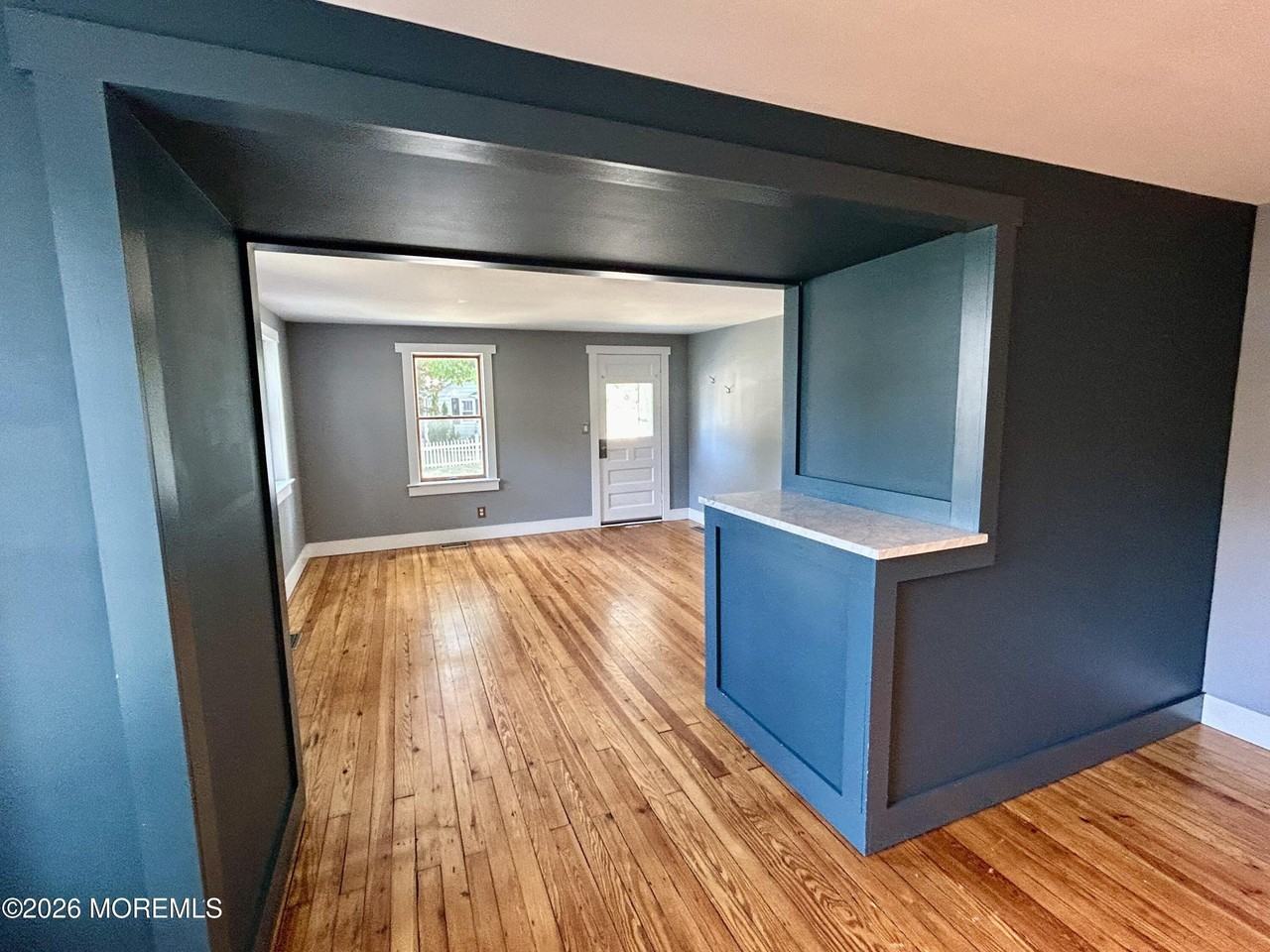 39 Hamilton St - Photo 4 of 13