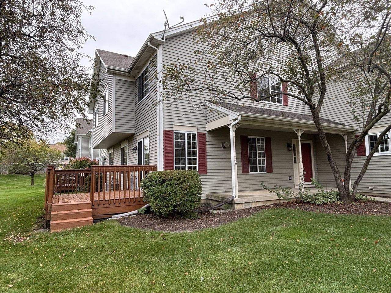 162 Village Creek Dr #162 - Photo 2 of 23