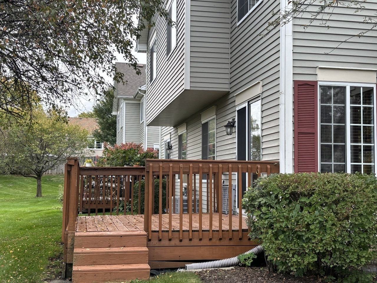 162 Village Creek Dr #162 - Photo 3 of 23