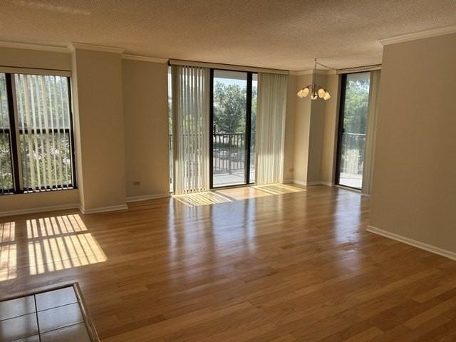 511 Aurora Ave #418 - Photo 2 of 17