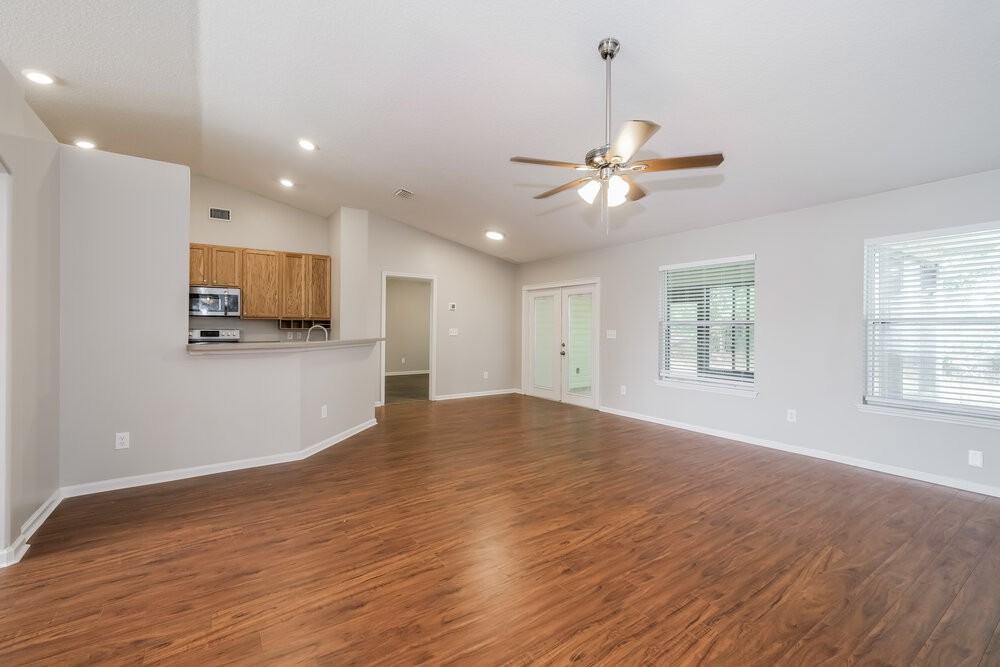 3896 Hideaway Ln - Photo 5 of 16