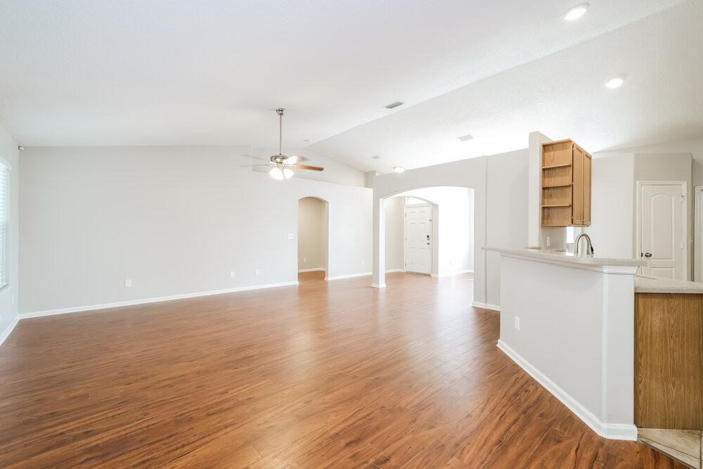 3896 Hideaway Ln - Photo 6 of 16