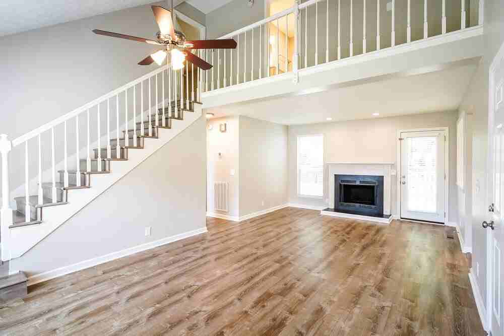 811 Neelys Chase Dr - Photo 4 of 17