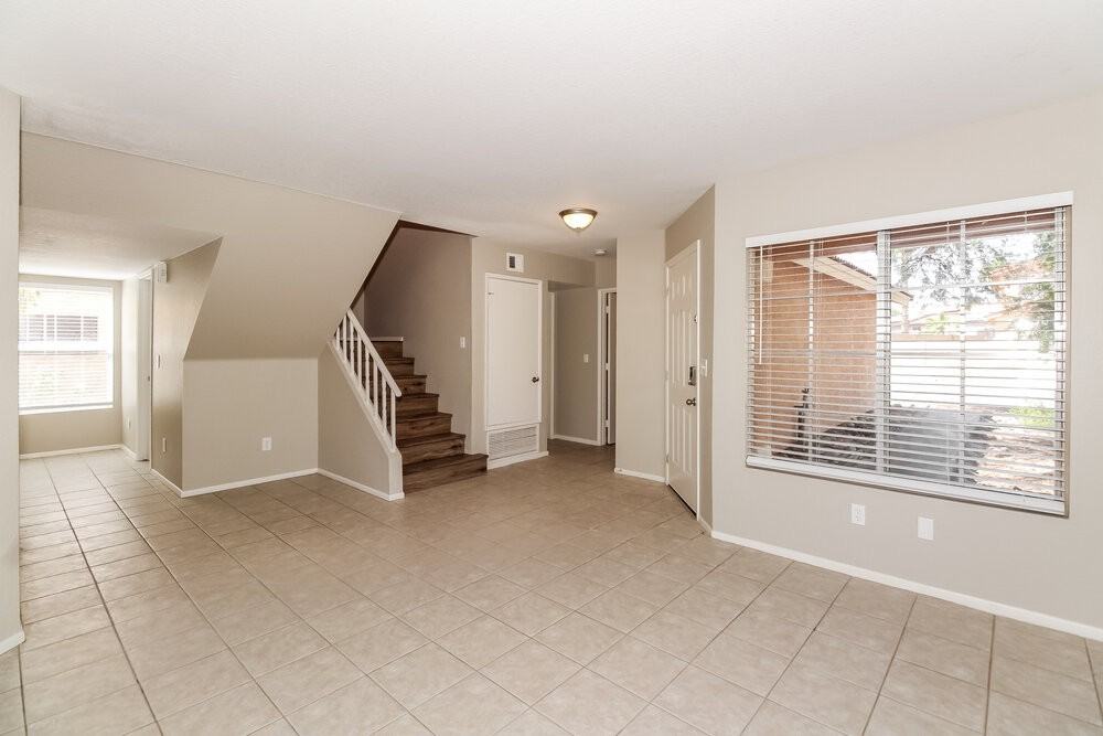 5313 W Wood Owl Dr - Photo 6 of 17