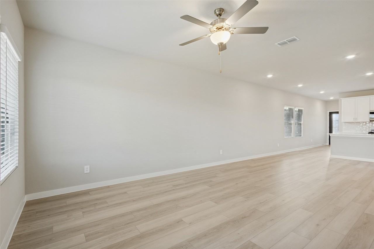 122 Winchester Hill Ln - Photo 5 of 25