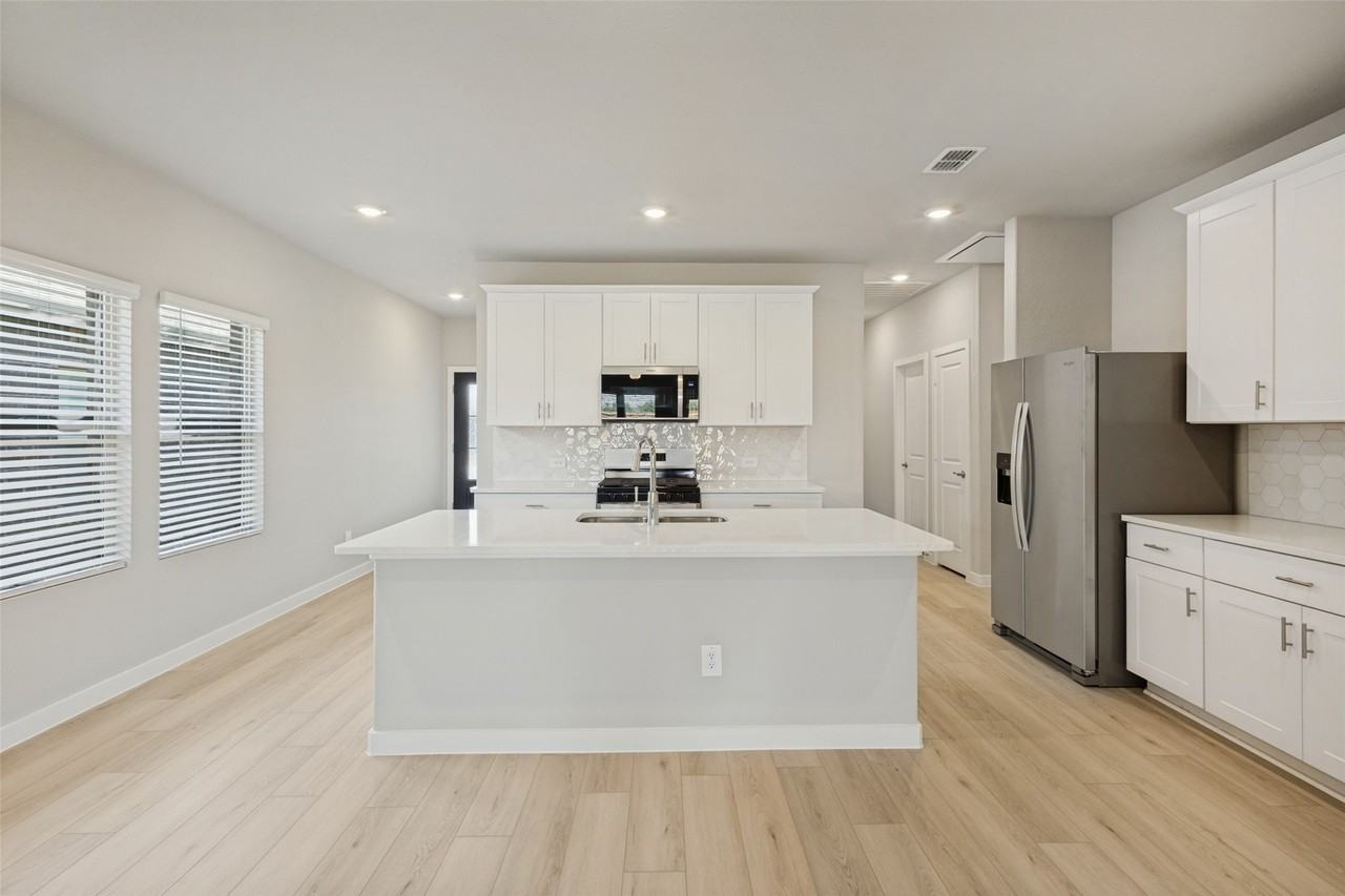 122 Winchester Hill Ln - Photo 7 of 25