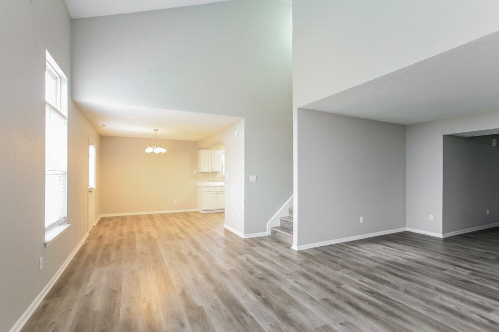 4031 Village Trace Blvd - Photo 5 of 17