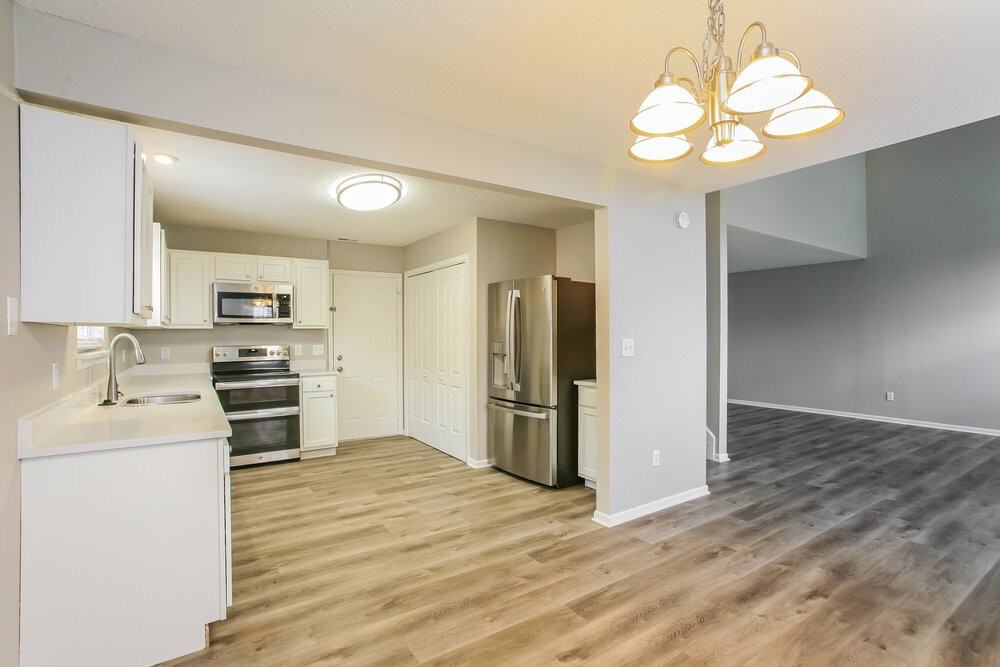 4031 Village Trace Blvd - Photo 6 of 17