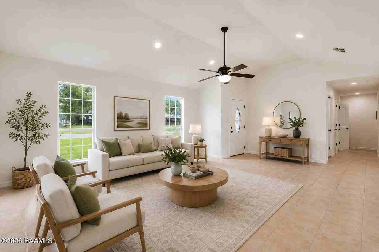101 Sonny Ln - Photo 2 of 19